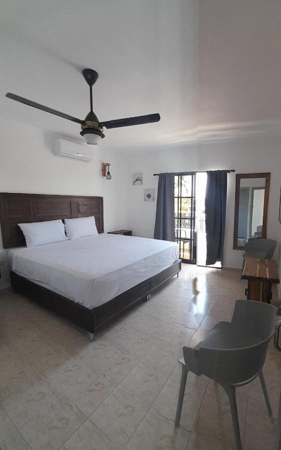 Hostal Marina Samana Kültér fotó