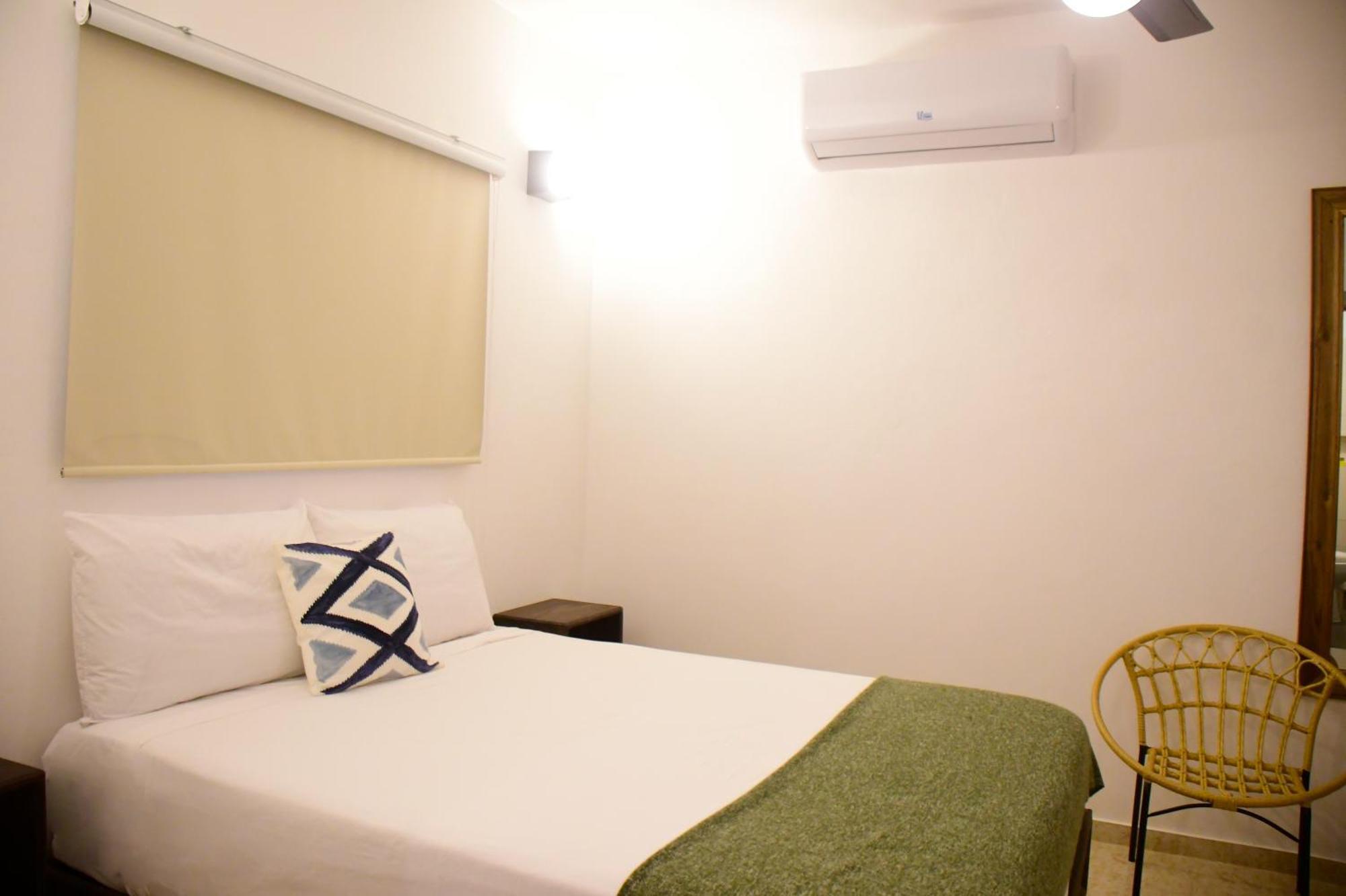 Hostal Marina Samana Kültér fotó