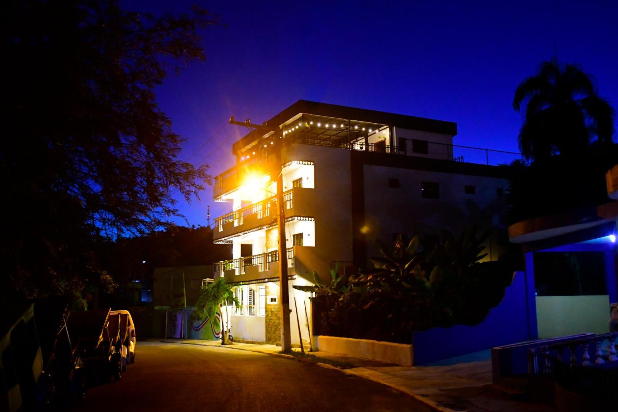 Hostal Marina Samana Kültér fotó