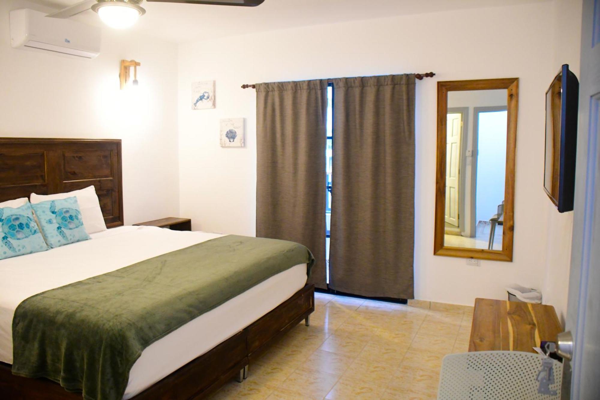 Hostal Marina Samana Kültér fotó