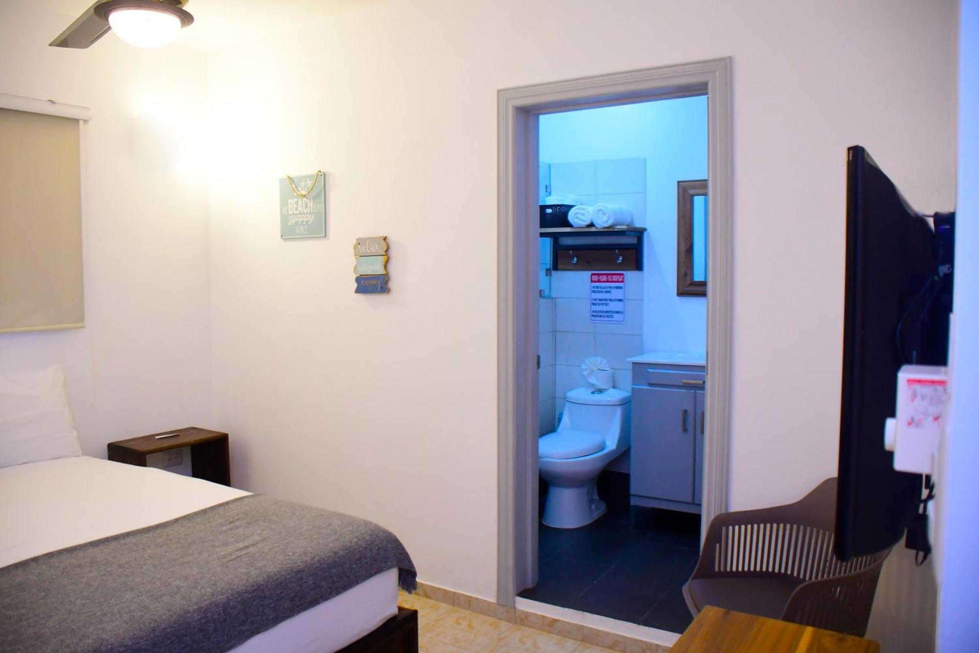 Hostal Marina Samana Kültér fotó