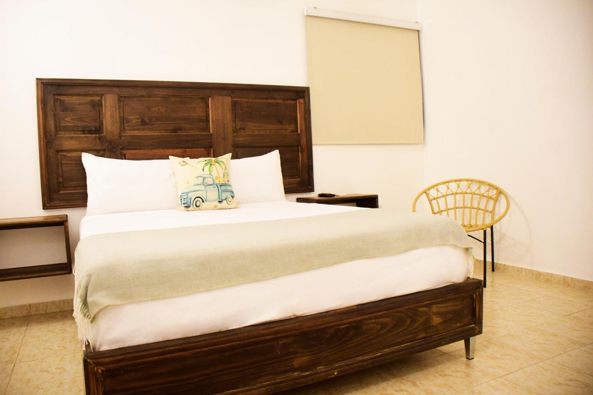 Hostal Marina Samana Kültér fotó