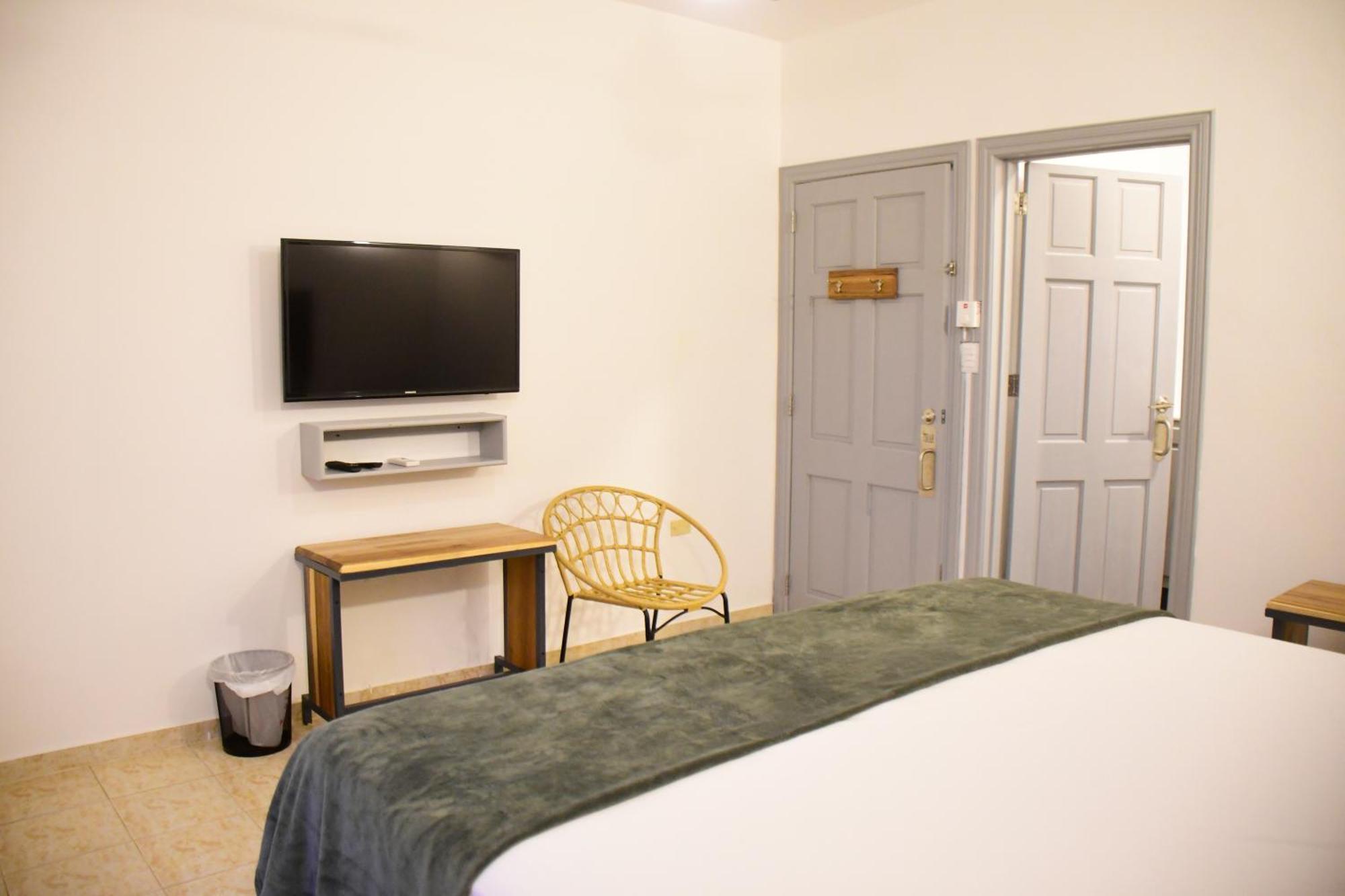 Hostal Marina Samana Kültér fotó